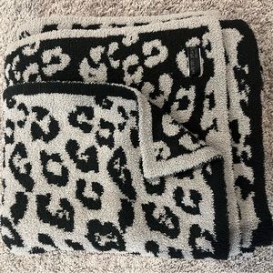 Barefoot Dreams In The Wild throw blanket